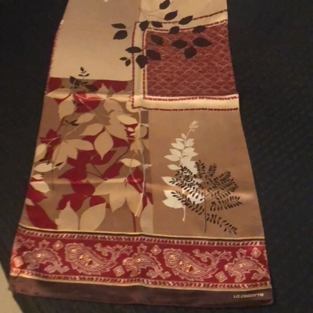 LIZ CLAIBORN SILK OBLONG SCARF